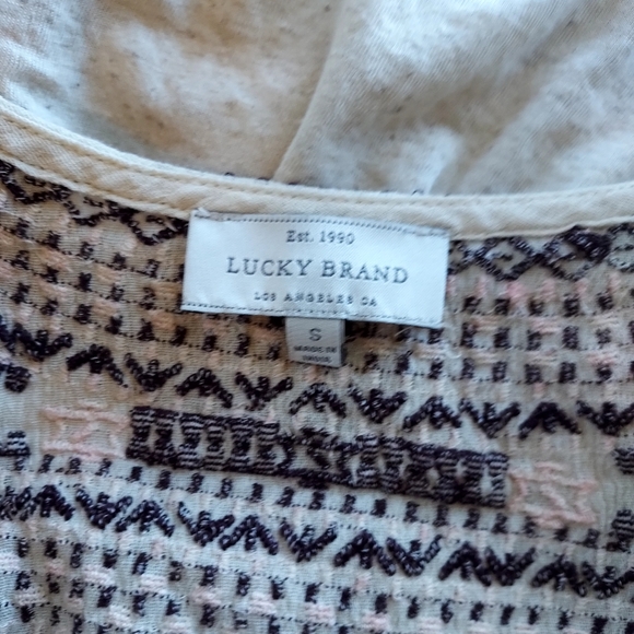 Boho Embroidered Detail V Neck Linen Blend Top - Picture 5 of 5